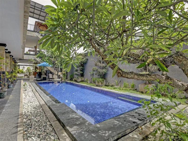 Super Oyo 3904 Kiki Residence Bali Legian  Exterior photo